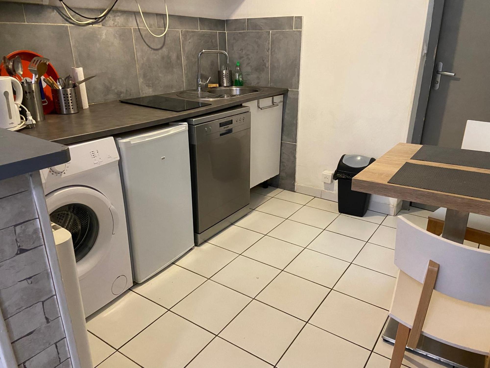 Studio Triangle Arene Gare Maison Carree Placette Ним Екстериор снимка
