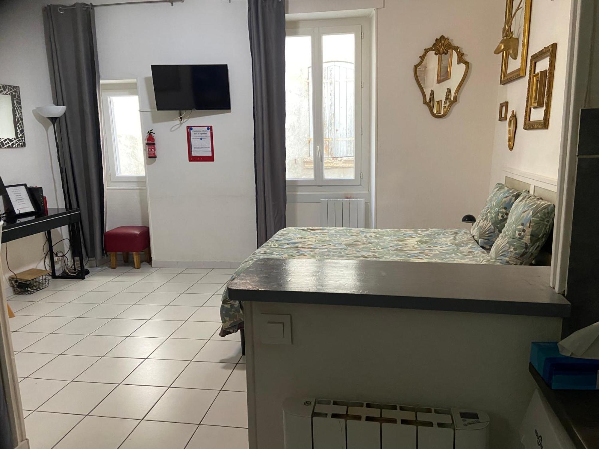 Studio Triangle Arene Gare Maison Carree Placette Ним Екстериор снимка