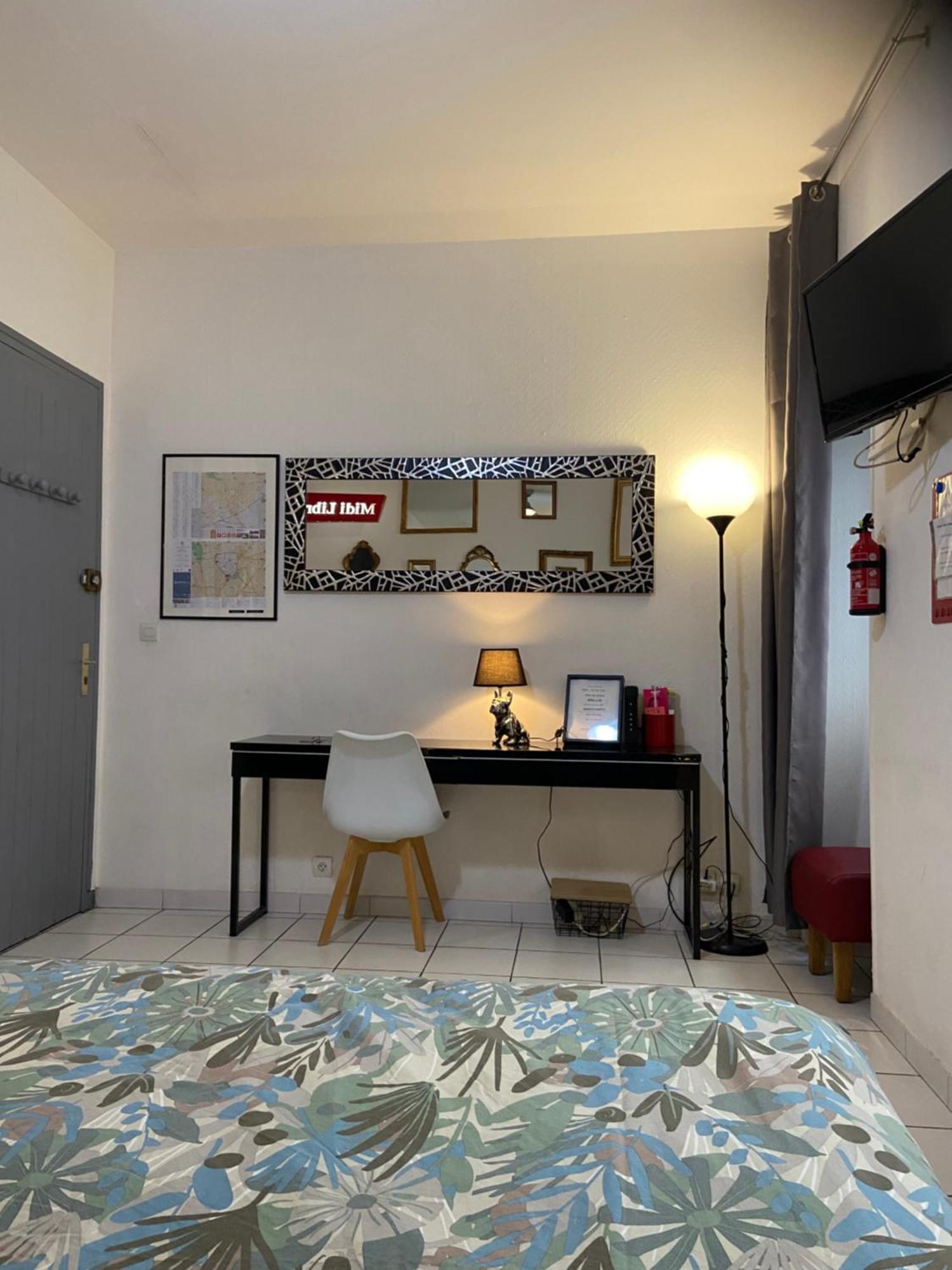 Studio Triangle Arene Gare Maison Carree Placette Ним Екстериор снимка