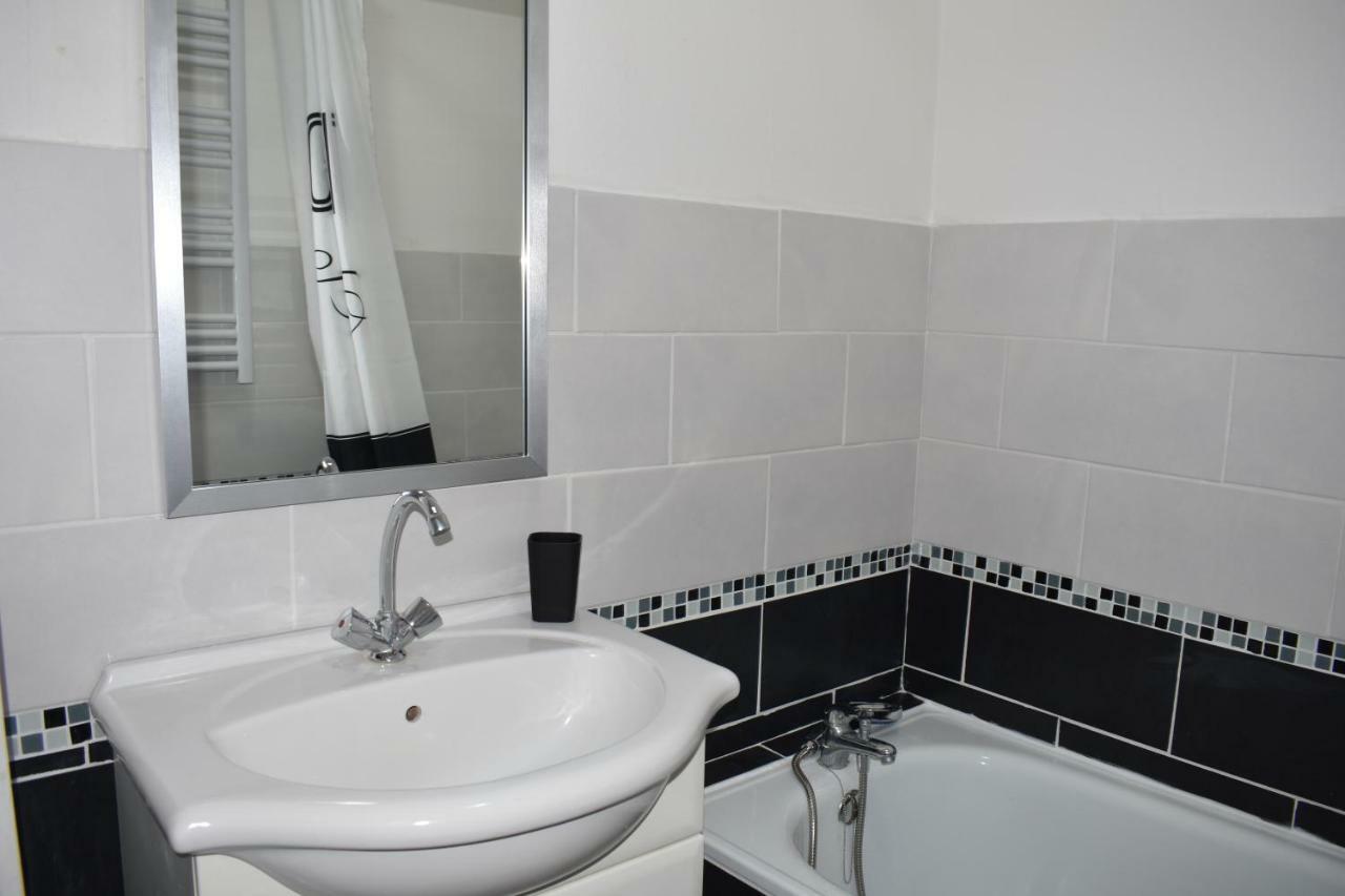 Studio Triangle Arene Gare Maison Carree Placette Ним Екстериор снимка